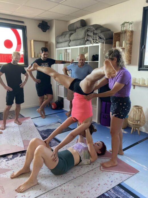 D&#x00E9;couvrez&#x20;l&amp;&#x23;8217&#x3B;Acroyoga&#x20;dans&#x20;le&#x20;Var&#x20;&#x3A;&#x20;Une&#x20;Pratique&#x20;de&#x20;Bien-&#x00CA;tre&#x20;et&#x20;de&#x20;Connexion