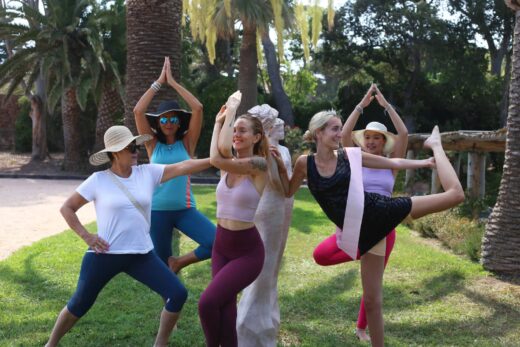 Yoga et EVJF : l&#8217;alliance parfaite pour un week-end de rêve à Saint-Tropez